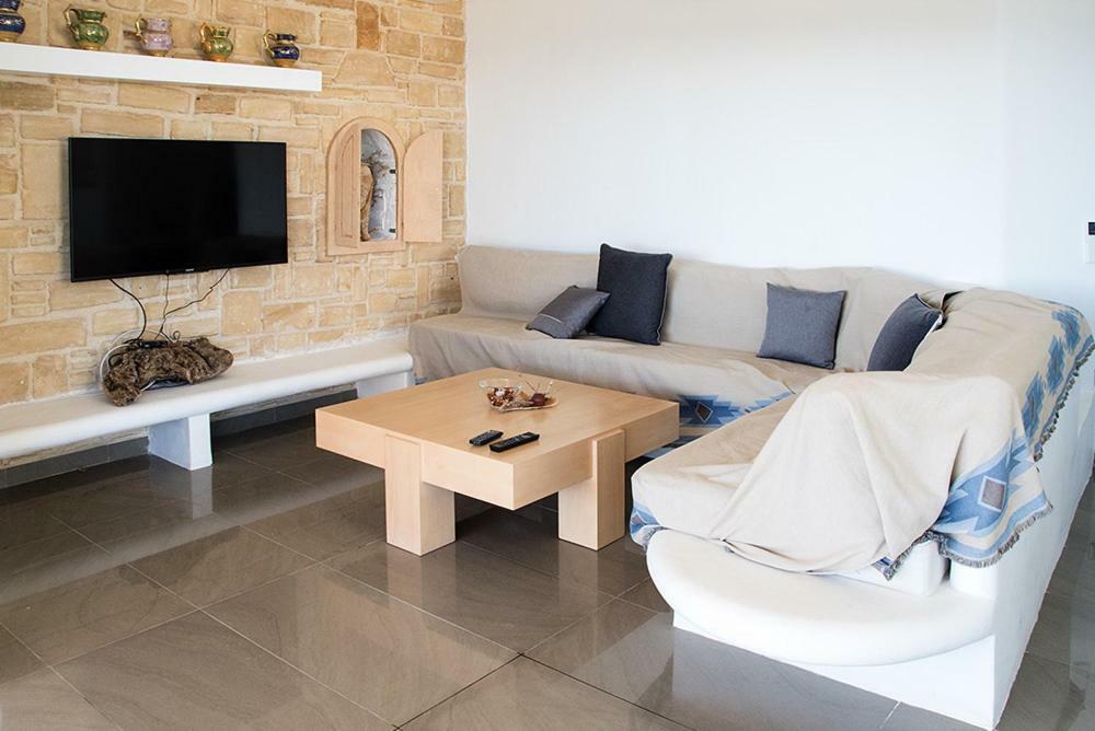 Evilia Luxury Villa Amoopi Exterior foto