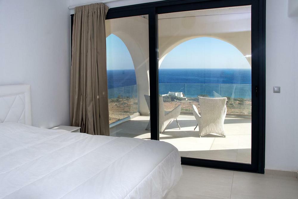 Evilia Luxury Villa Amoopi Exterior foto